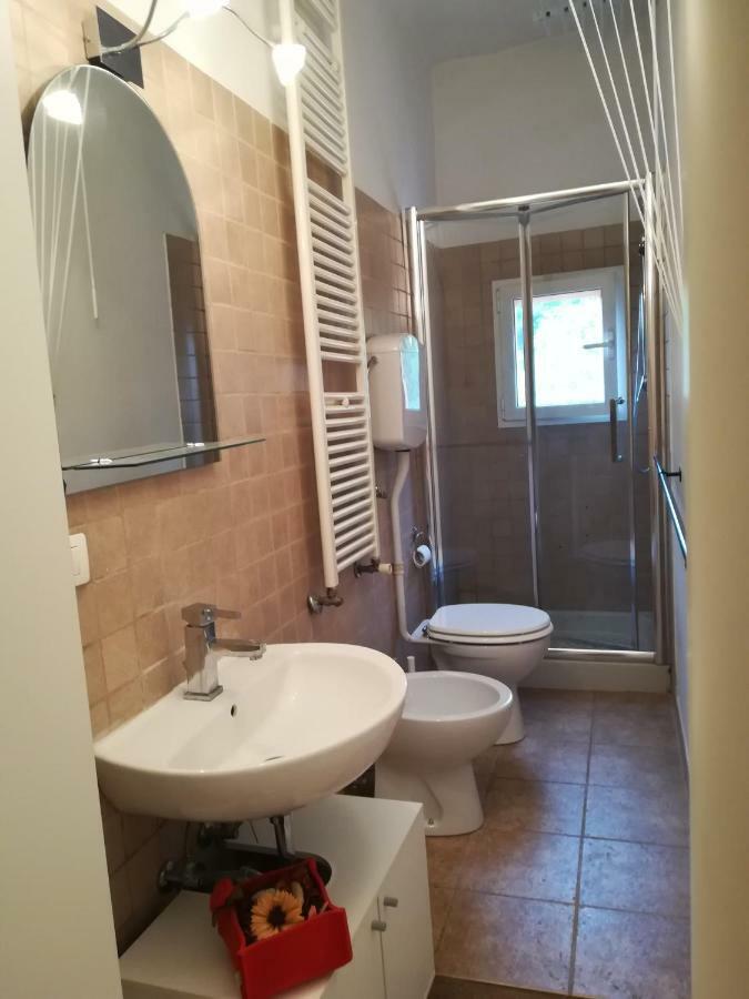 Pisolo Casa Vacanze Nuovo Appartamento Vicino All'Ospedale Sant'Orsola Bolonha Exterior foto
